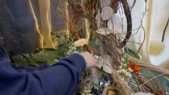 image: On se pique pour la fleur française