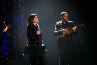 image: Souad Massi aux Folies Bergère